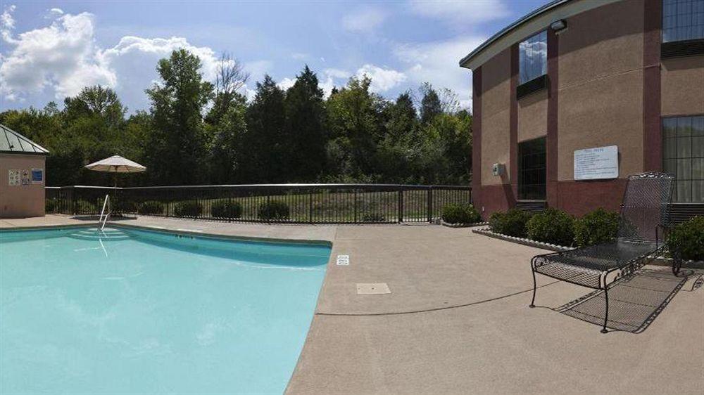 Clarion Pointe South Boston - Danville East Exteriör bild
